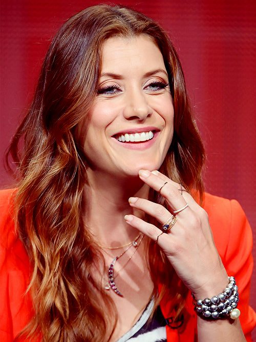 Actress Kate Walsh wearing Tresors de St Barth pearl bracelet and necklace, celebrity press mention