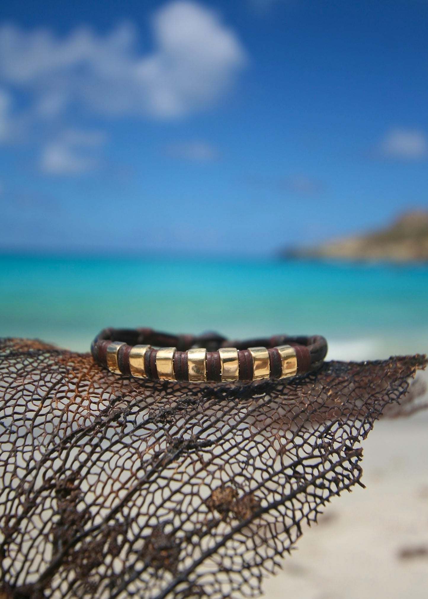 18K gold ingot bracelet on kangaroo leather, St Barth fishing net beach