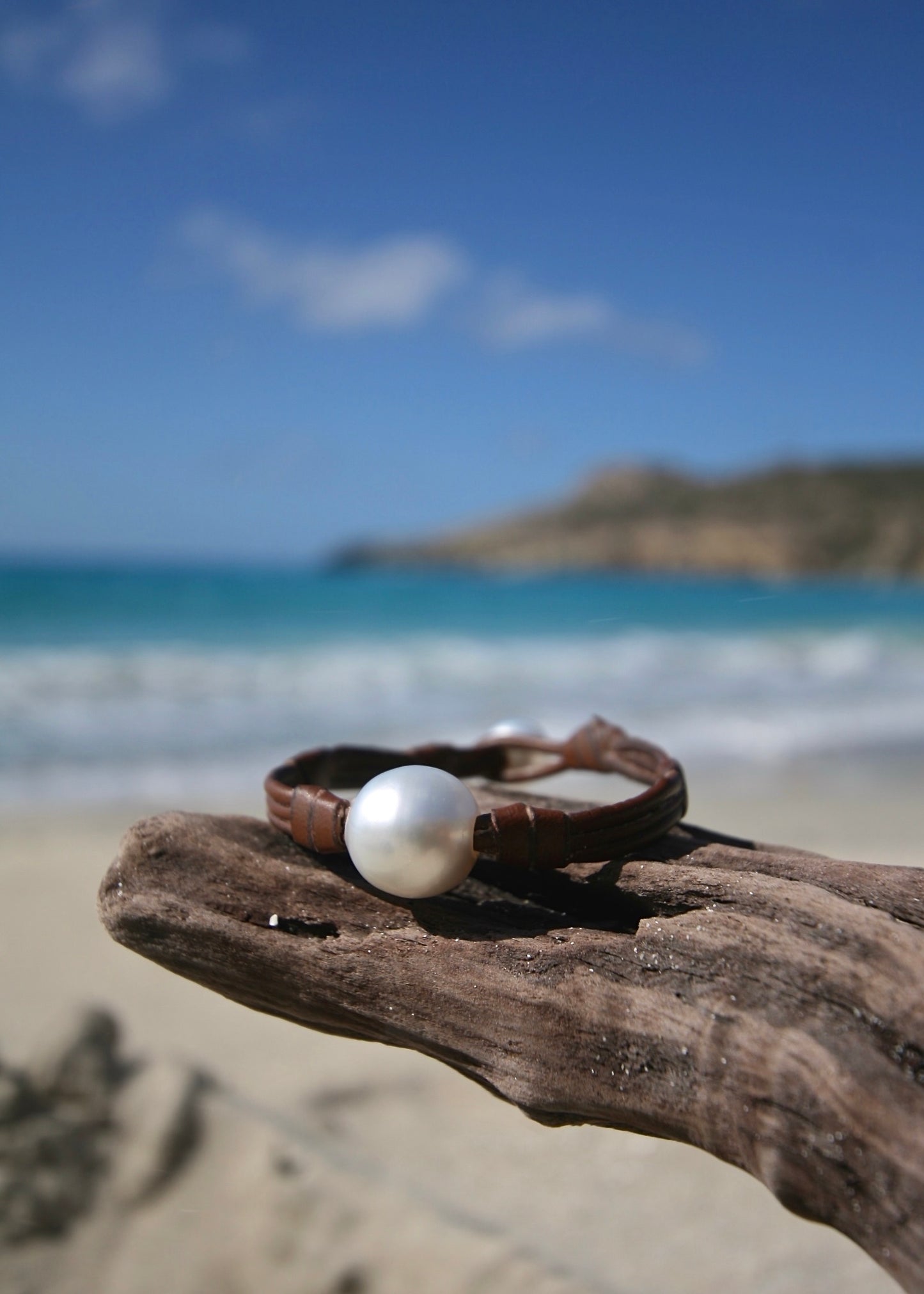 Huge Australian white pearl bracelet on kangaroo leather, St Barth driftwood