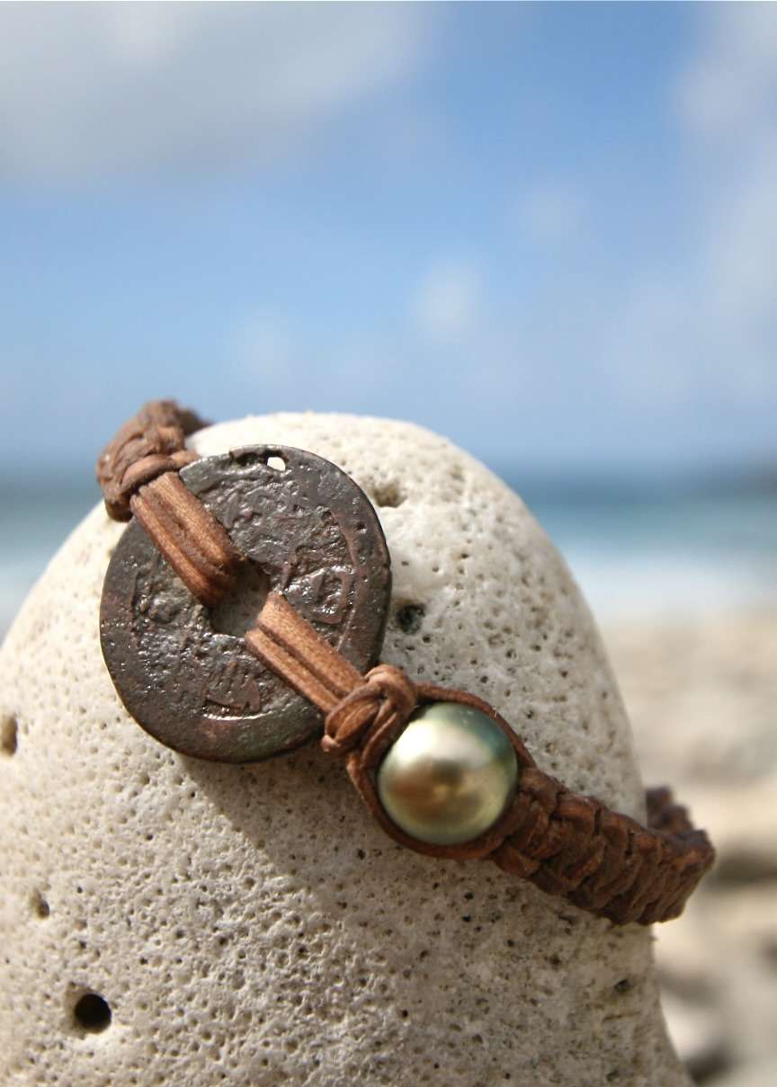 アンティークブレスレット Ancient Japanese Coin Bracelet, Tahitian Pearl