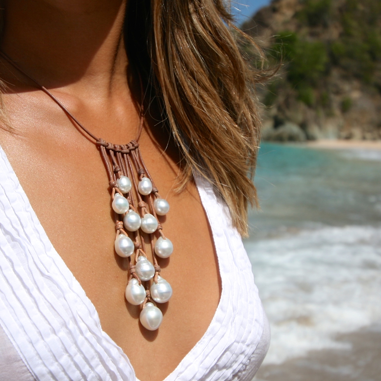 St Barth jewelry white pearls necklace