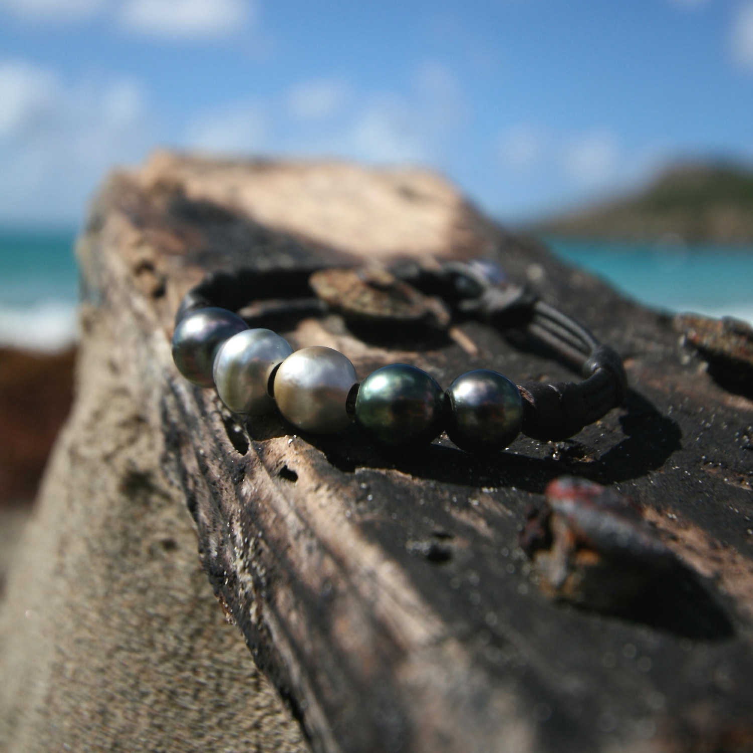 pearls and leather jewelry shop st barth