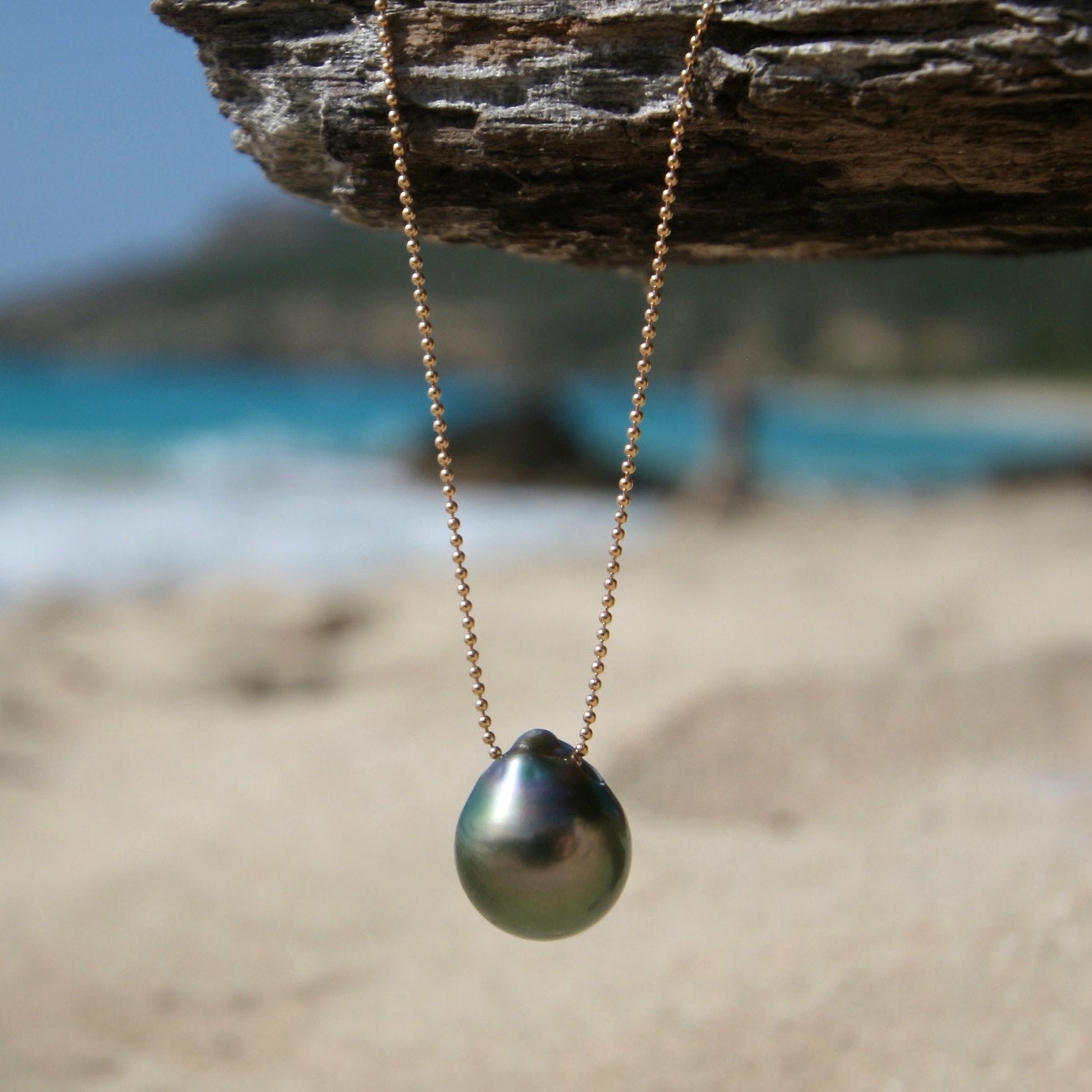 tahitian pearl drop pendant necklace