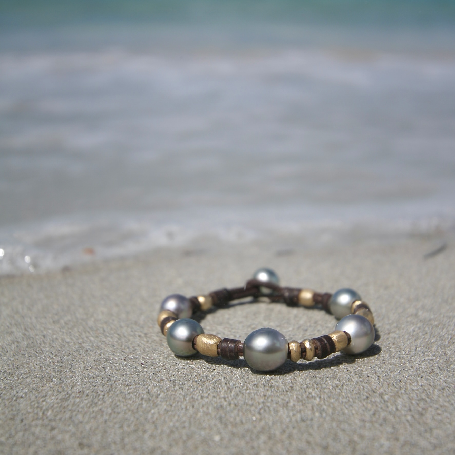 pearl and leather Saint barth bracelet